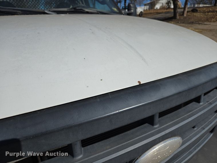 image for item DS5293 2006 Ford F450 Super Duty SuperCab flatbed truck