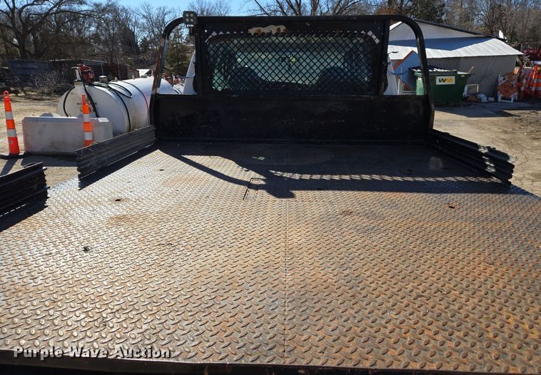 image for item DS5293 2006 Ford F450 Super Duty SuperCab flatbed truck