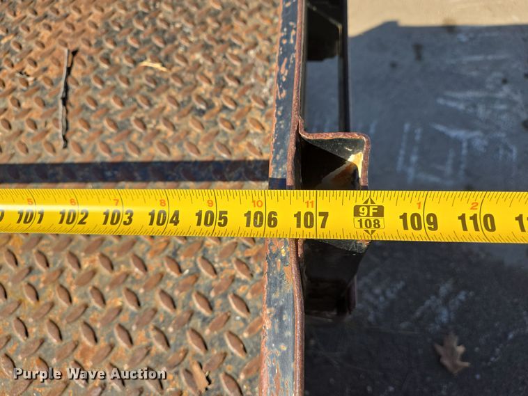 image for item DS5293 2006 Ford F450 Super Duty SuperCab flatbed truck