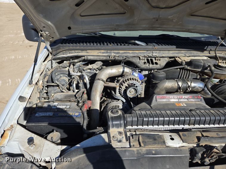 image for item DS5293 2006 Ford F450 Super Duty SuperCab flatbed truck