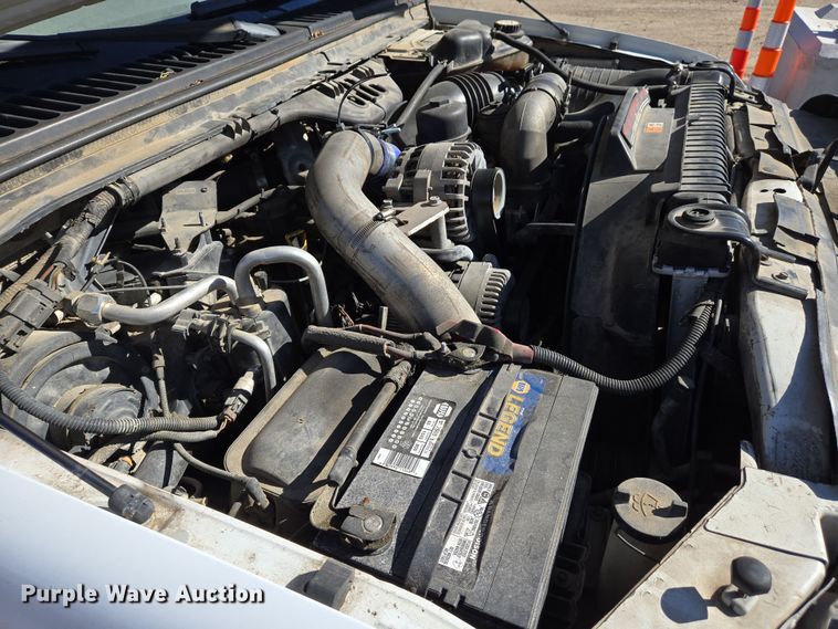 image for item DS5293 2006 Ford F450 Super Duty SuperCab flatbed truck