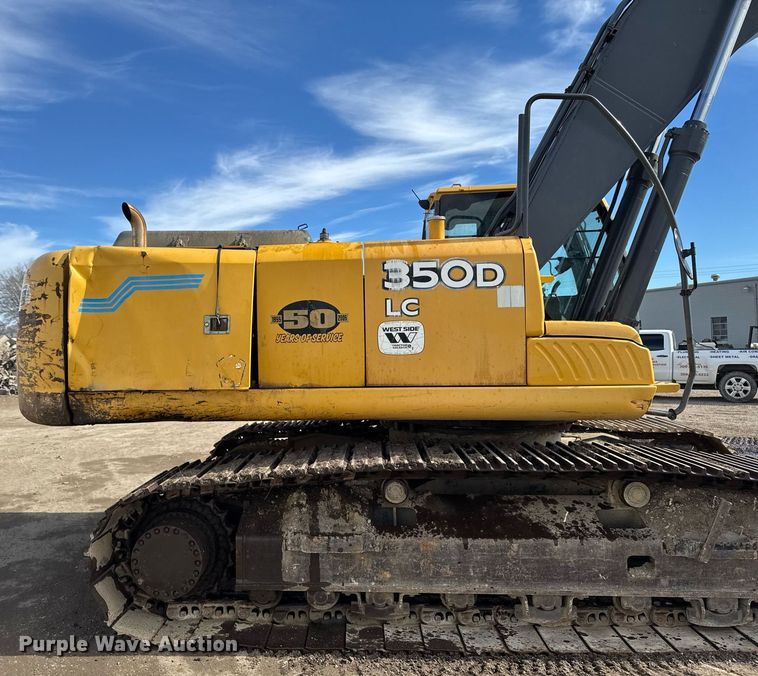 image for item DT0542 2006 John Deere 350D excavator