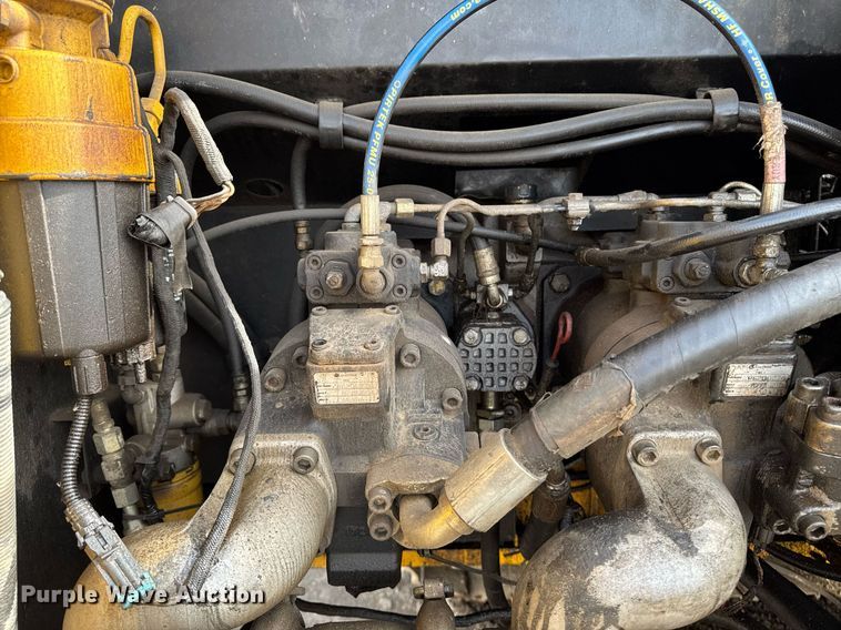 image for item DT0542 2006 John Deere 350D excavator