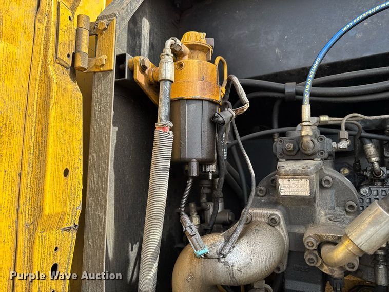 image for item DT0542 2006 John Deere 350D excavator