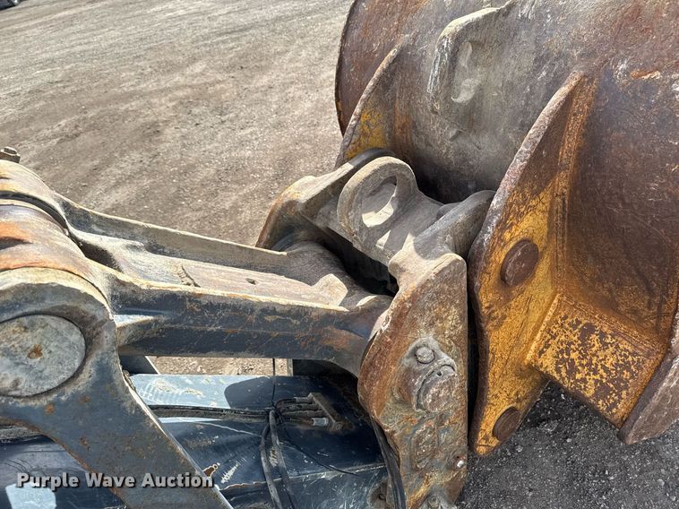 image for item DT0542 2006 John Deere 350D excavator