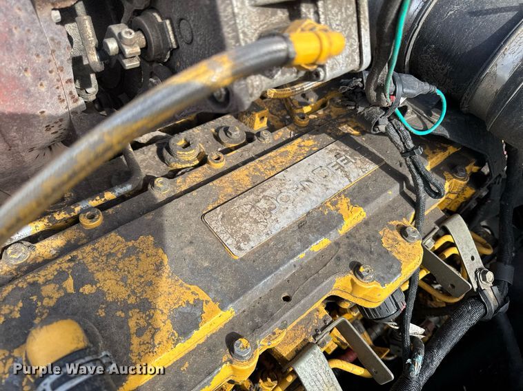 image for item DT0542 2006 John Deere 350D excavator