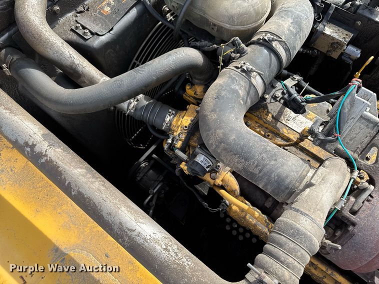 image for item DT0542 2006 John Deere 350D excavator