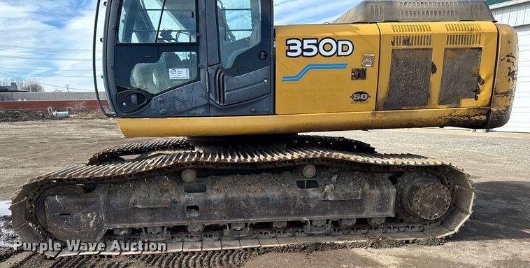 image for item DT0542 2006 John Deere 350D excavator