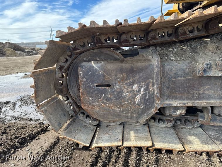 image for item DT0542 2006 John Deere 350D excavator