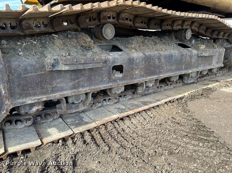 image for item DT0542 2006 John Deere 350D excavator