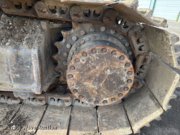 image for item DT0542 2006 John Deere 350D excavator