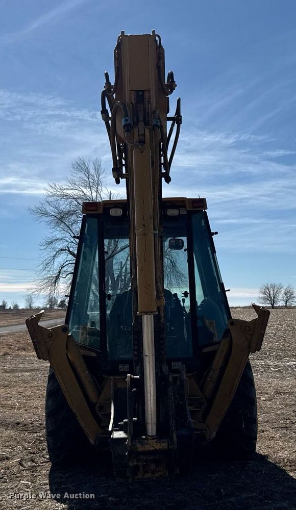 image for item DT0612 2002 Caterpillar 430D backhoe