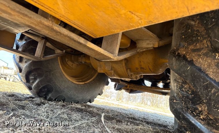 image for item DT0612 2002 Caterpillar 430D backhoe