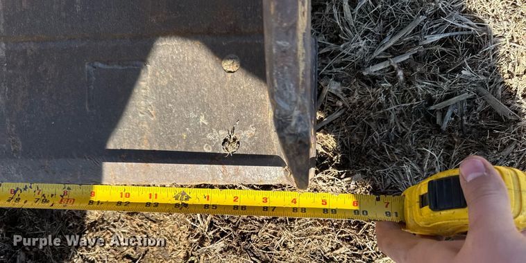 image for item DT0612 2002 Caterpillar 430D backhoe