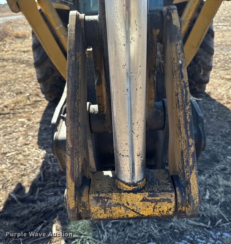 image for item DT0612 2002 Caterpillar 430D backhoe