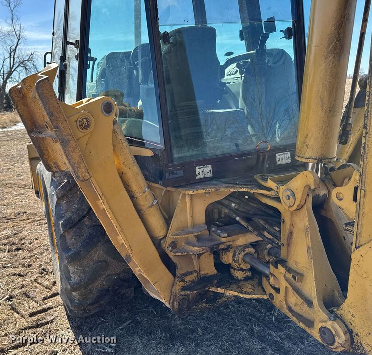 image for item DT0612 2002 Caterpillar 430D backhoe