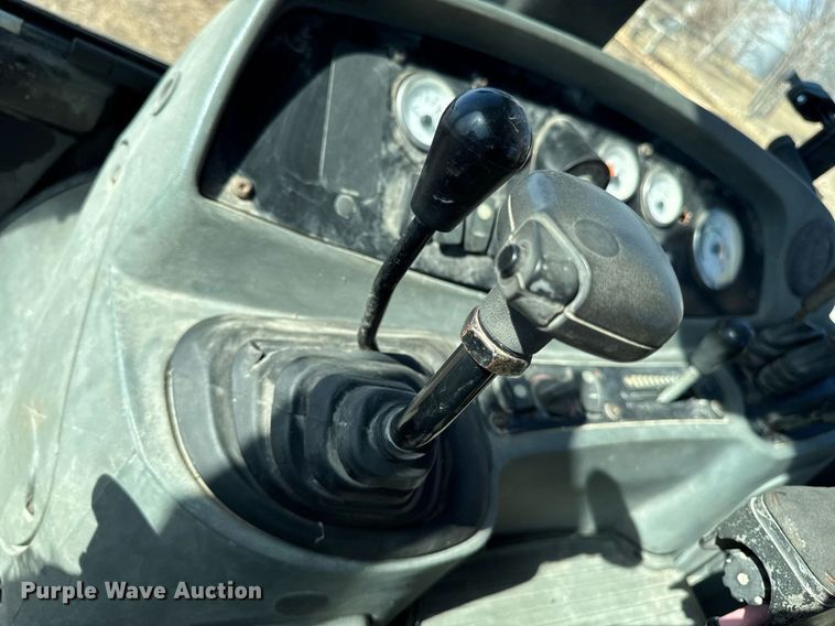 image for item DT0612 2002 Caterpillar 430D backhoe