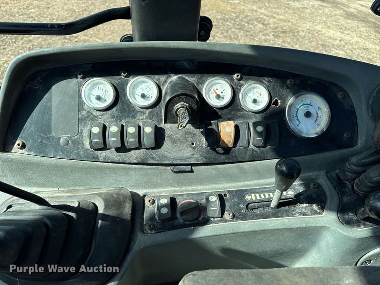 image for item DT0612 2002 Caterpillar 430D backhoe