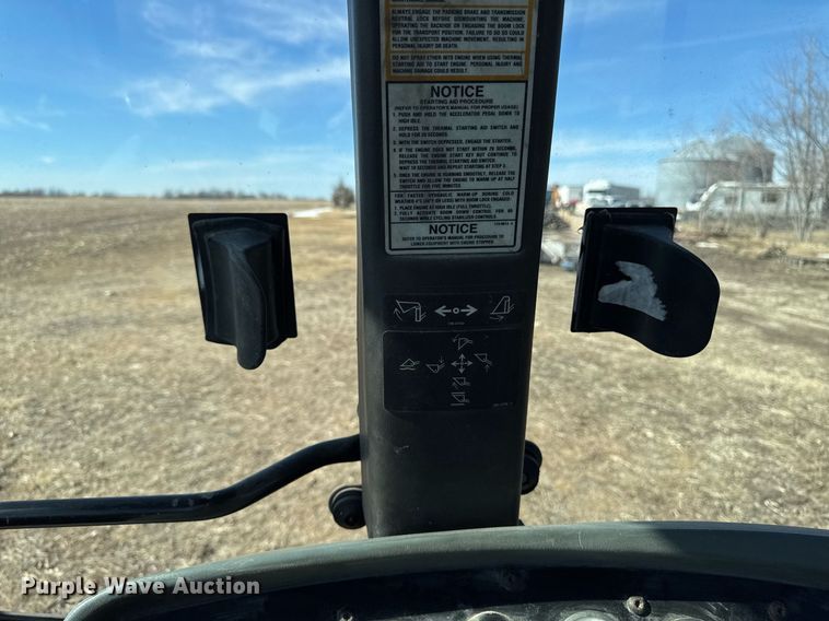 image for item DT0612 2002 Caterpillar 430D backhoe