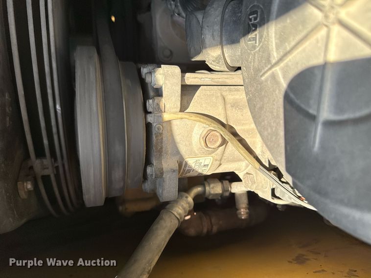 image for item DT0612 2002 Caterpillar 430D backhoe