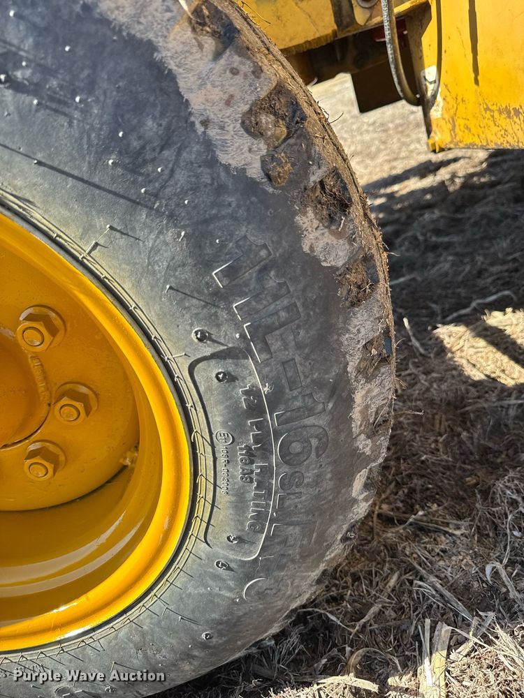 image for item DT0612 2002 Caterpillar 430D backhoe