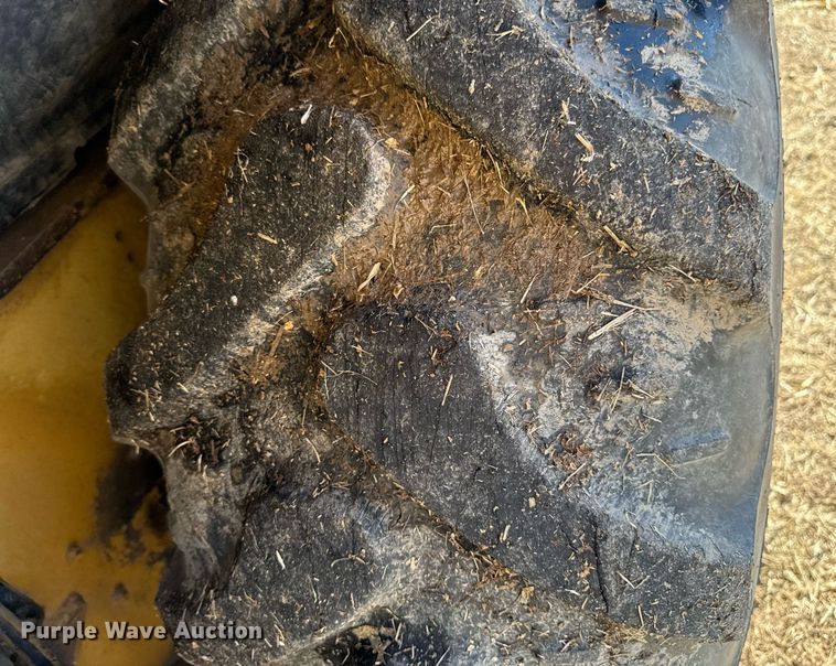 image for item DT0612 2002 Caterpillar 430D backhoe