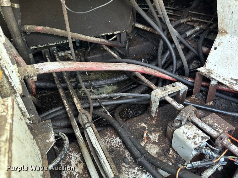 image for item DT0614 1996 Elgin Pelican P Series street sweeper