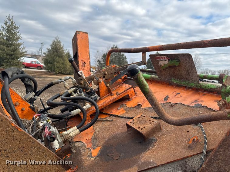 image for item DT0624 2014 Altec DRM12 wood chipper