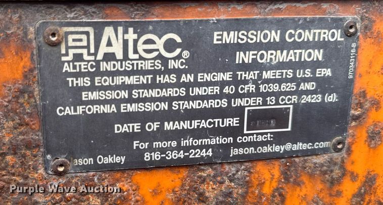 image for item DT0624 2014 Altec DRM12 wood chipper