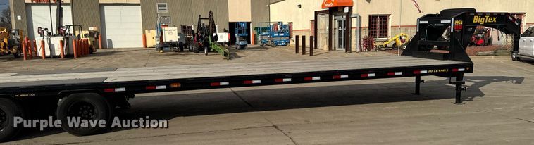 image for item DT0625 2022 Big Tex 22GN-35BK+5MR equipment trailer
