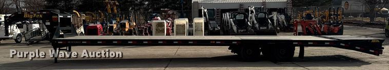 image for item DT0625 2022 Big Tex 22GN-35BK+5MR equipment trailer