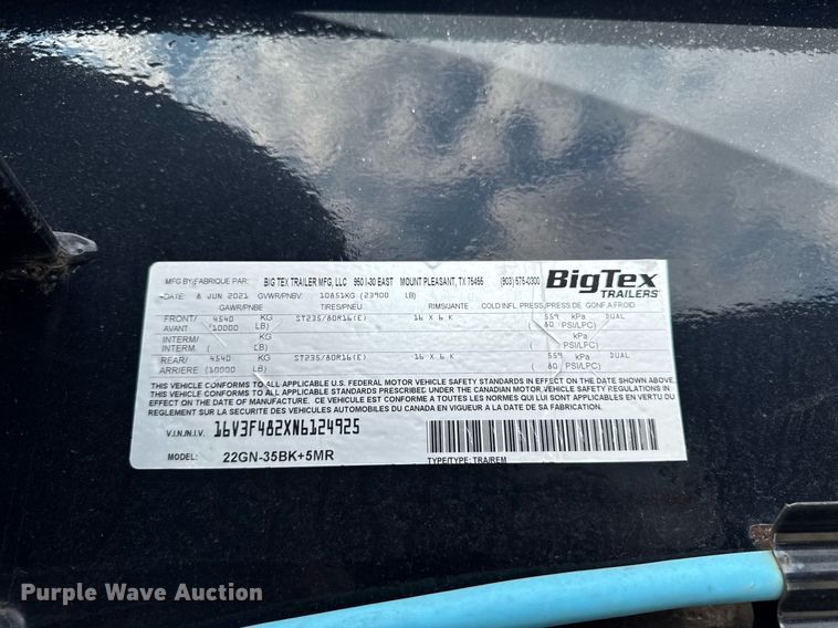 image for item DT0625 2022 Big Tex 22GN-35BK+5MR equipment trailer