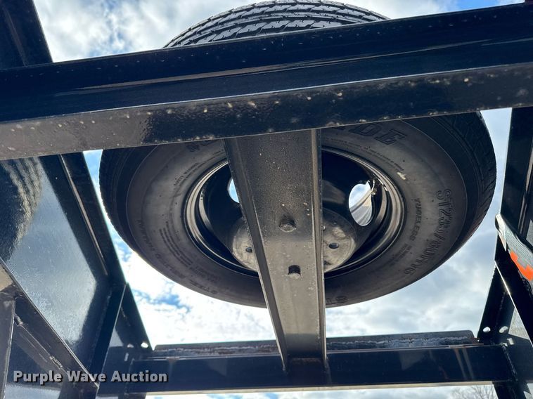 image for item DT0625 2022 Big Tex 22GN-35BK+5MR equipment trailer