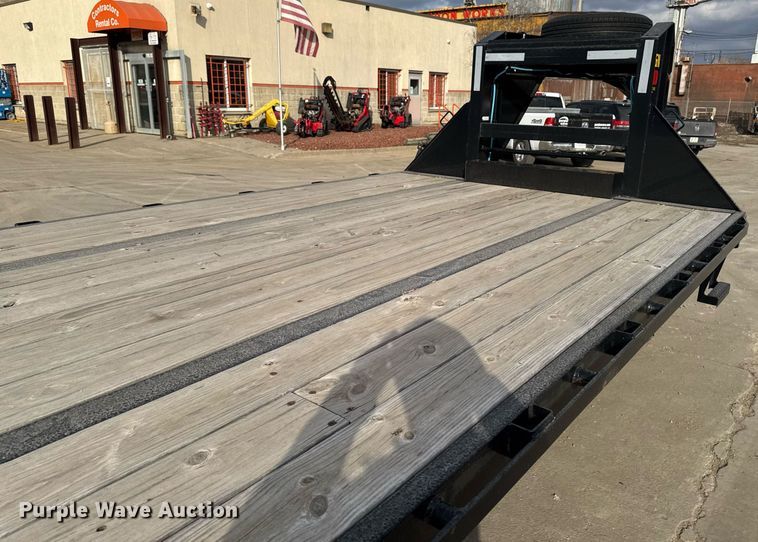 image for item DT0625 2022 Big Tex 22GN-35BK+5MR equipment trailer