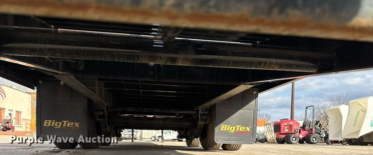 image for item DT0625 2022 Big Tex 22GN-35BK+5MR equipment trailer