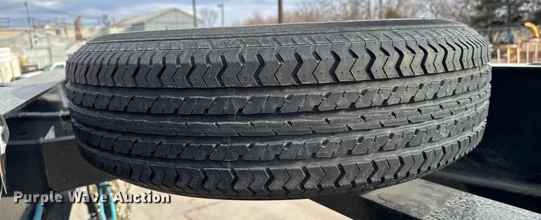 image for item DT0625 2022 Big Tex 22GN-35BK+5MR equipment trailer