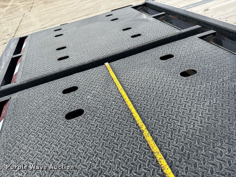 image for item DT0625 2022 Big Tex 22GN-35BK+5MR equipment trailer