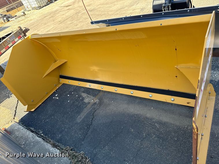 image for item DT0643 Tarter skid steer snow pusher