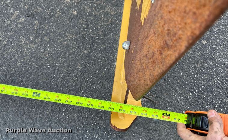 image for item DT0643 Tarter skid steer snow pusher