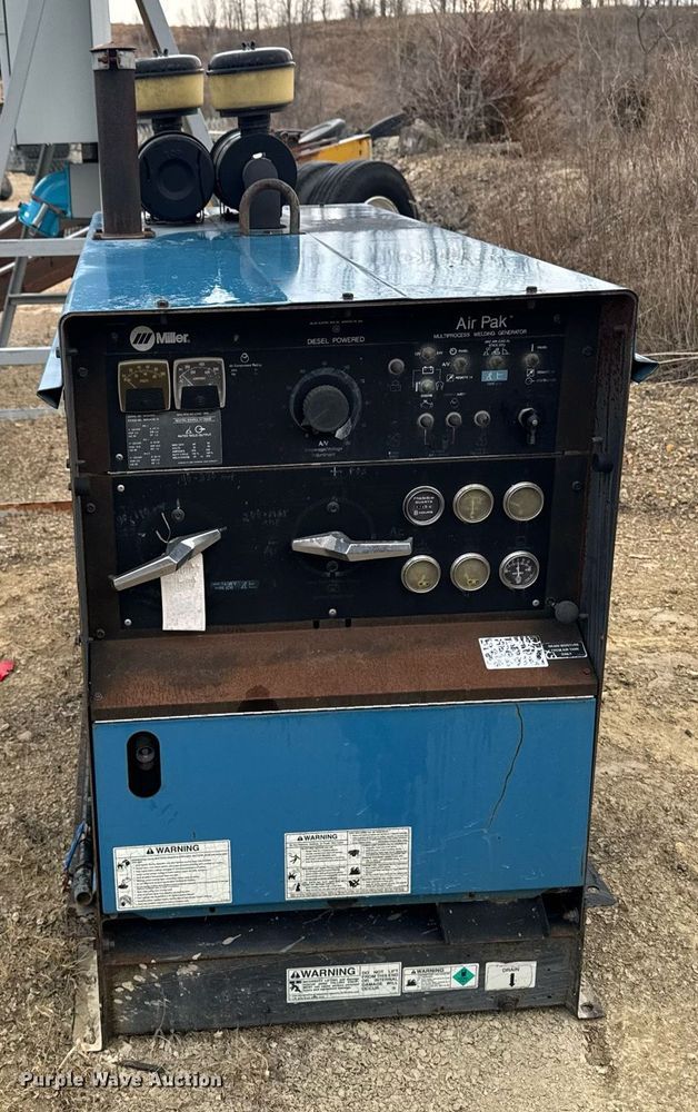 image for item DT0646 Miller Air Pak welder/generator