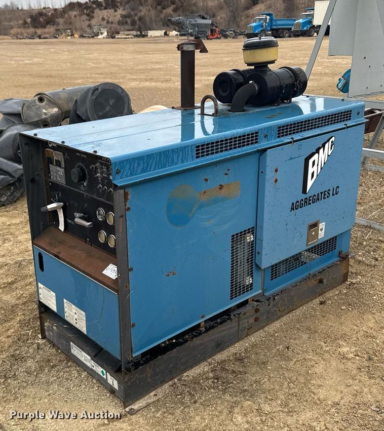 image for item DT0646 Miller Air Pak welder/generator