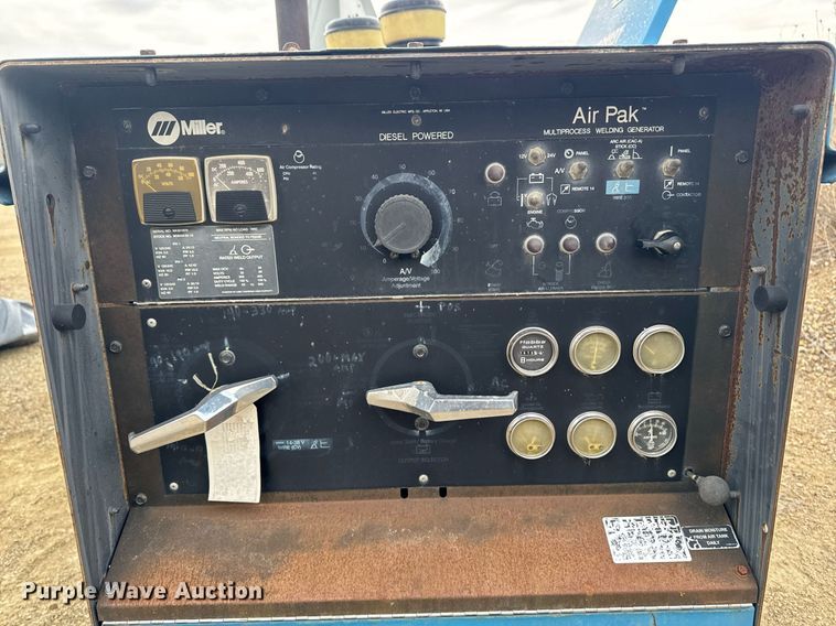 image for item DT0646 Miller Air Pak welder/generator