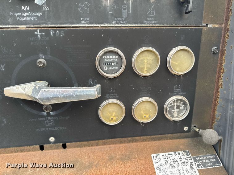 image for item DT0646 Miller Air Pak welder/generator