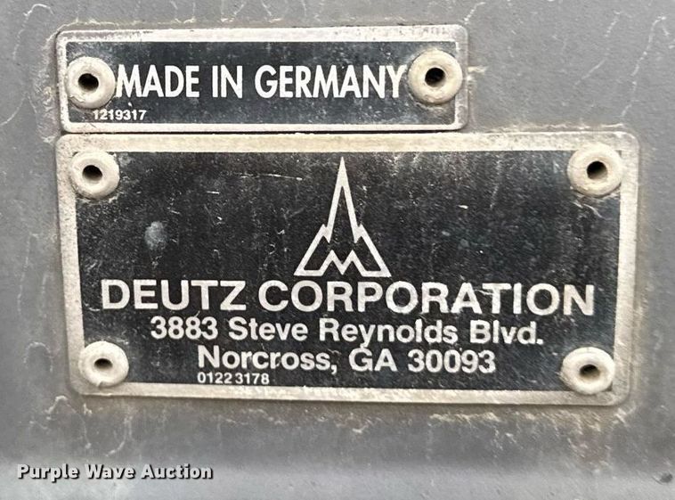 image for item DT0646 Miller Air Pak welder/generator