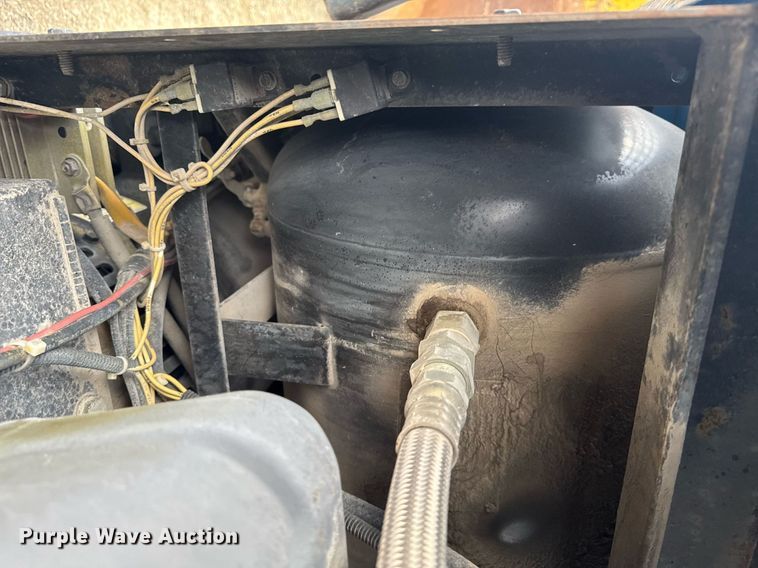 image for item DT0646 Miller Air Pak welder/generator