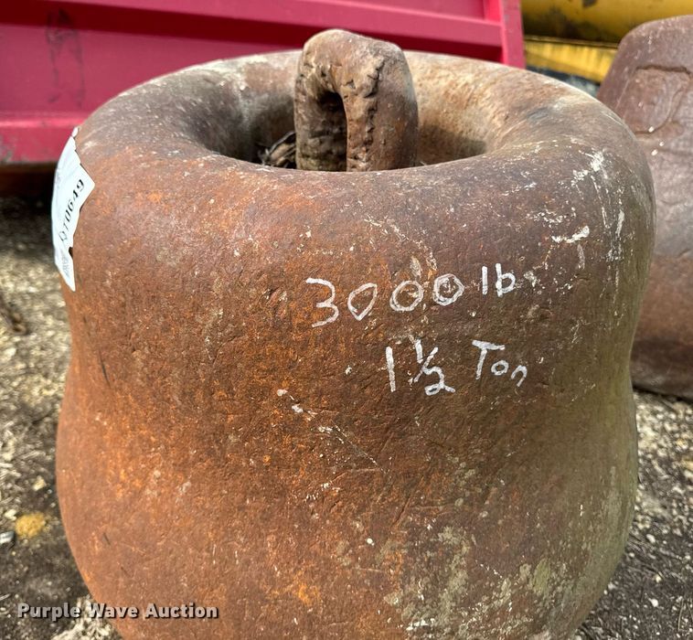 image for item DT0649 Wrecking ball