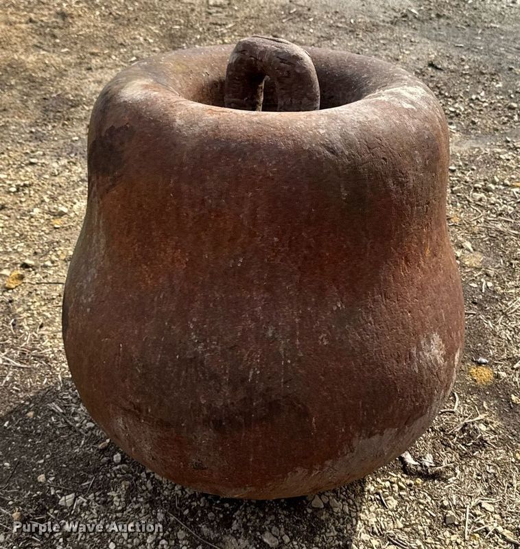 image for item DT0649 Wrecking ball