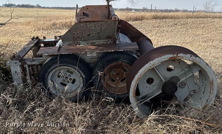 image for item DT0652 Cedarapids roll crusher