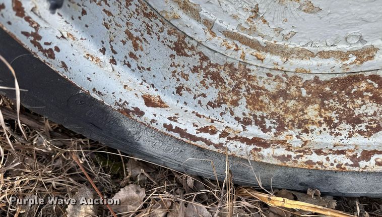 image for item DT0652 Cedarapids roll crusher