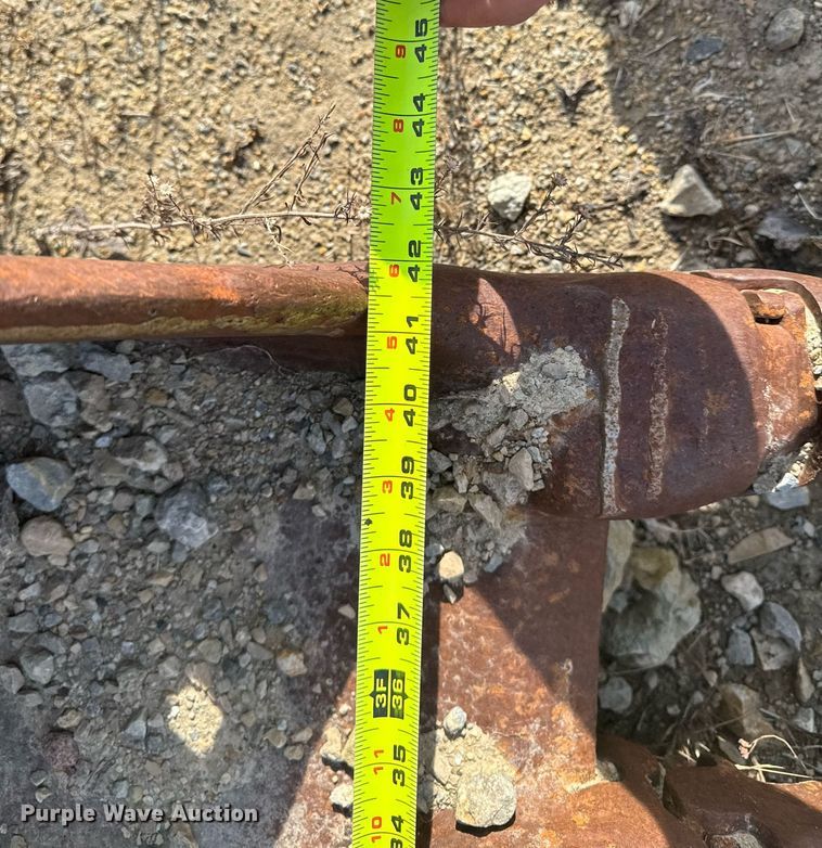 image for item DT0653 ESCO 42